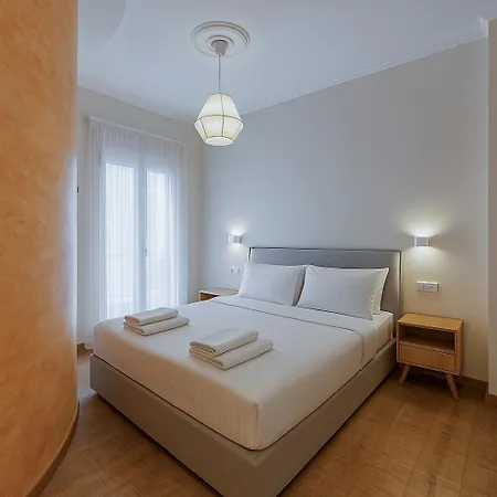 Penthouse 4Th Fl Apartment At Pagrati-Large Veranda * Athens